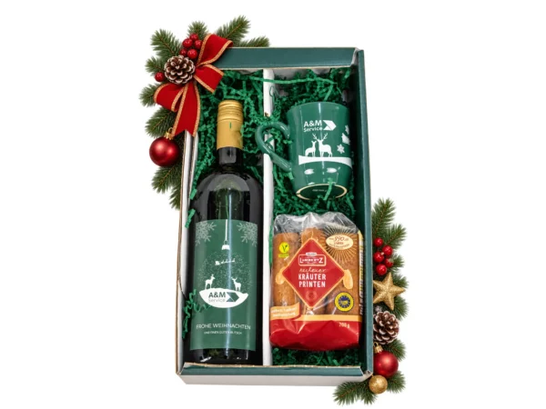 Box mit Tasse und Wein